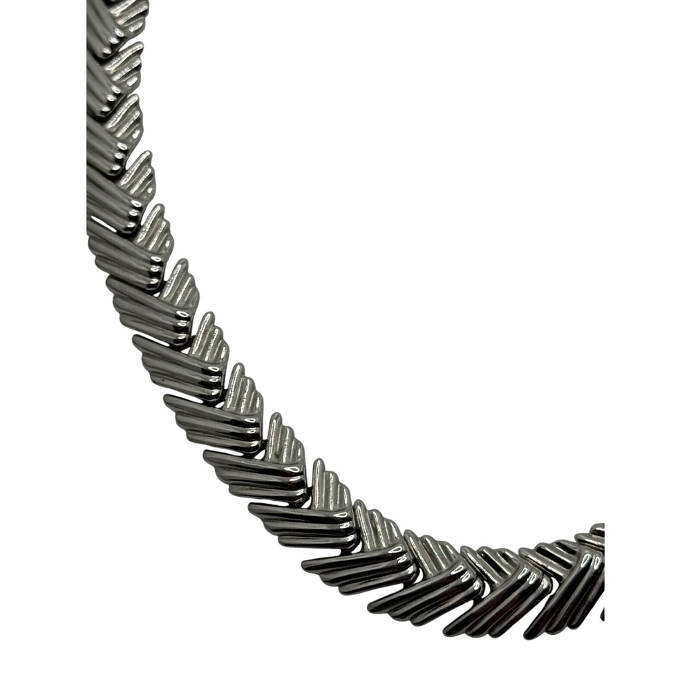 Vintage Trifari Signed Pat Pend Silver‎ Tone Chevron Link Necklace